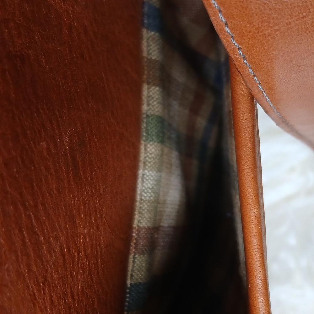 BRIGHTON LEATHER PURSE - Picture 9 of 12
